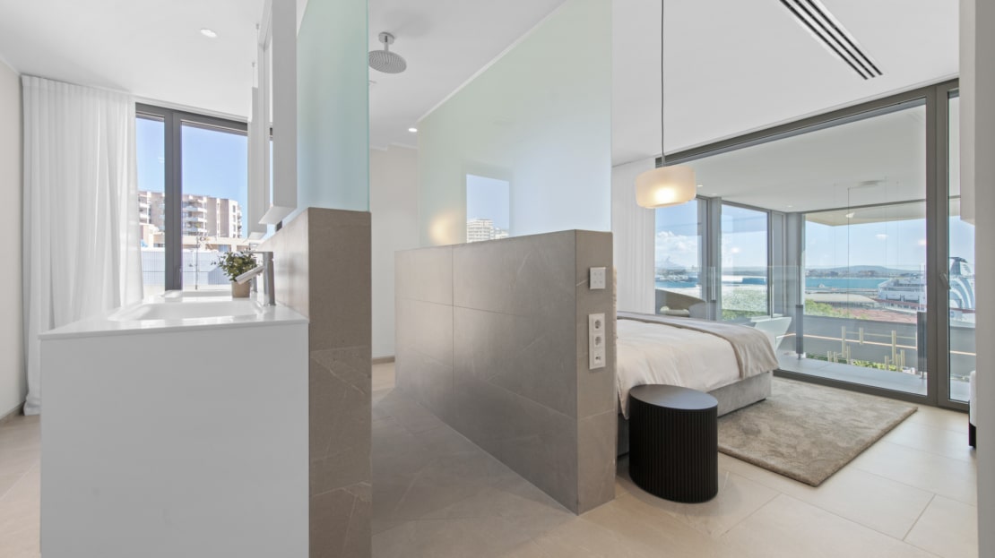 P-2148_15 Spektakuläres Duplex-Penthouse am Paseo Maritimo mit fantastischem Meerblick 17