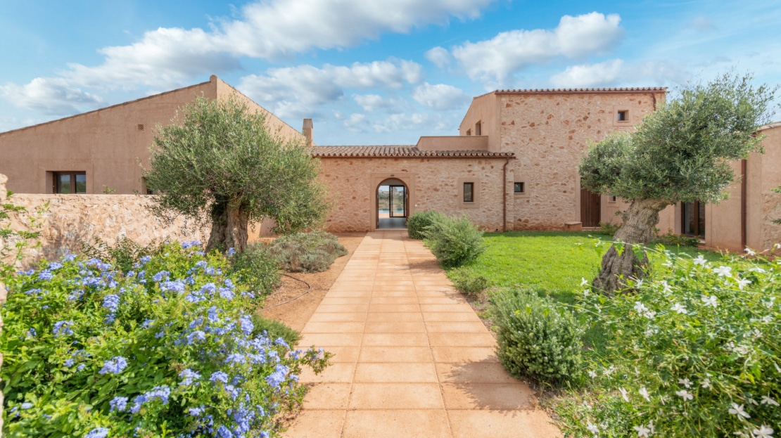 3269 - New build finca in Santanyi8