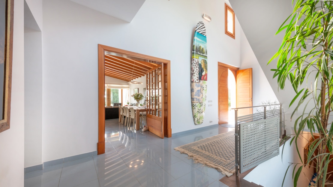 F-2804 Charmante Finca in der Nähe vom Golfplatz Pollensa mit Tourismuslizenz, großem Garten und Pool