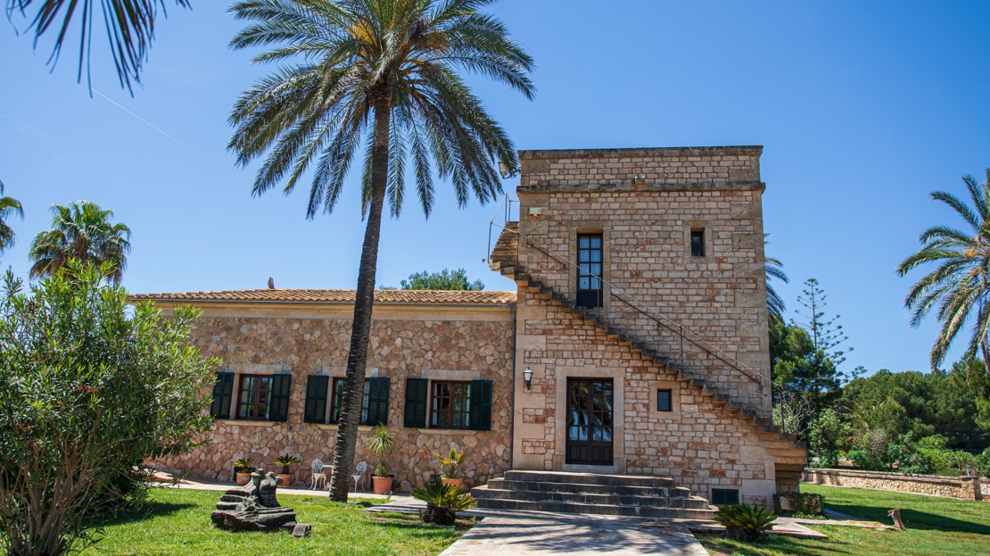 F-3954 Mediterrane Finca bei Ses Salines mit großem Pool und viel Charme