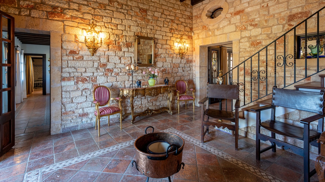 F-3954 Mediterrane Finca bei Ses Salines mit großem Pool und viel Charme