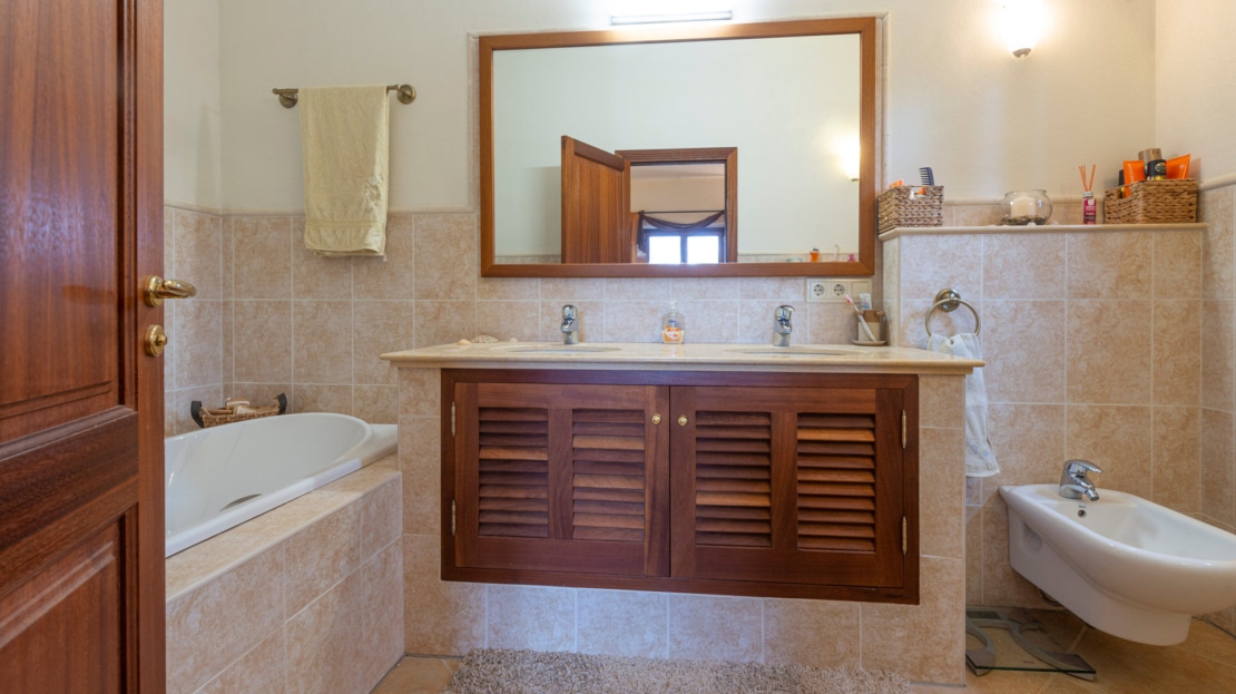 F-4065 Idyllische Finca in Santanyi mit mallorquinischem Charme und Panoramablick