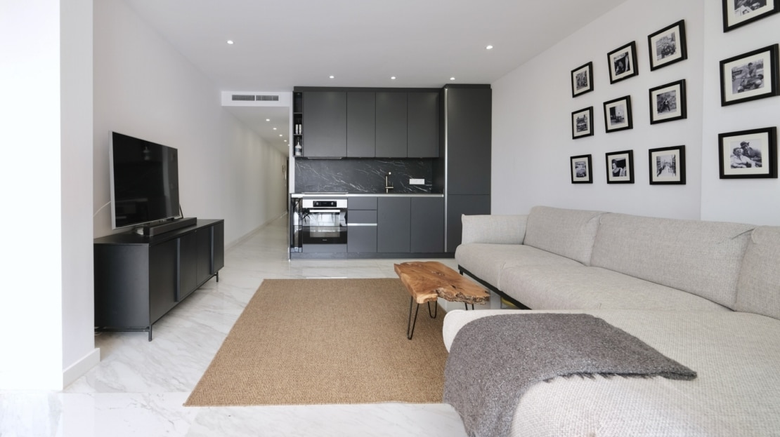 A-4103-121 Renoviertes Luxus-Apartment in Puerto Portals mit traumhaftem Meerblick 3