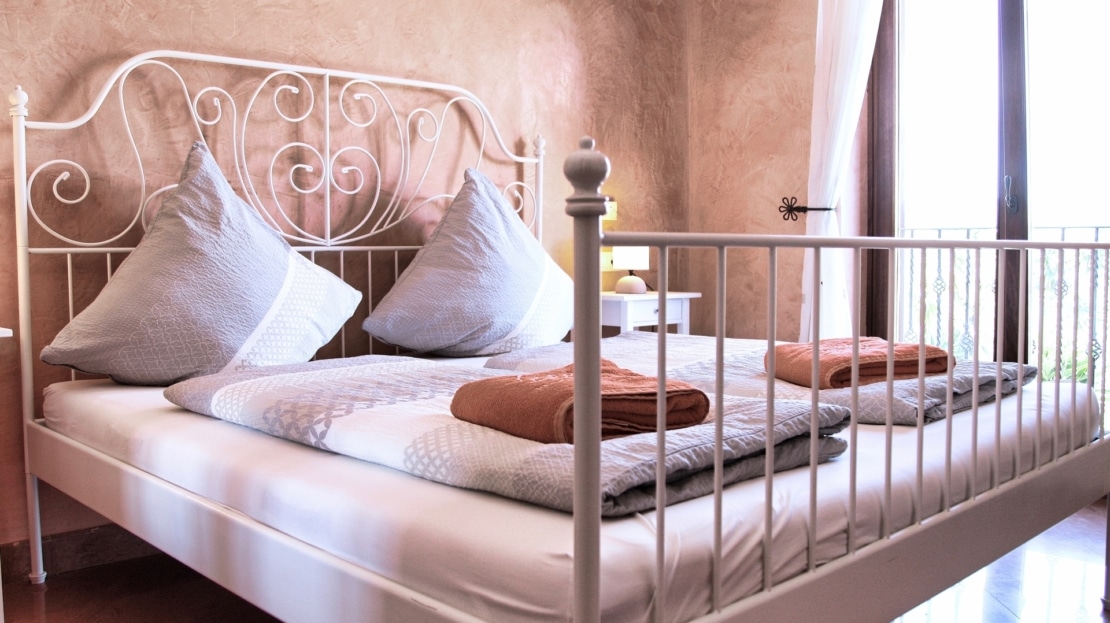 5030 Herrschaftliche Naturstein Finca in Llucmajor mit großem Garten & Pool und Ferienvermietungslizenz!