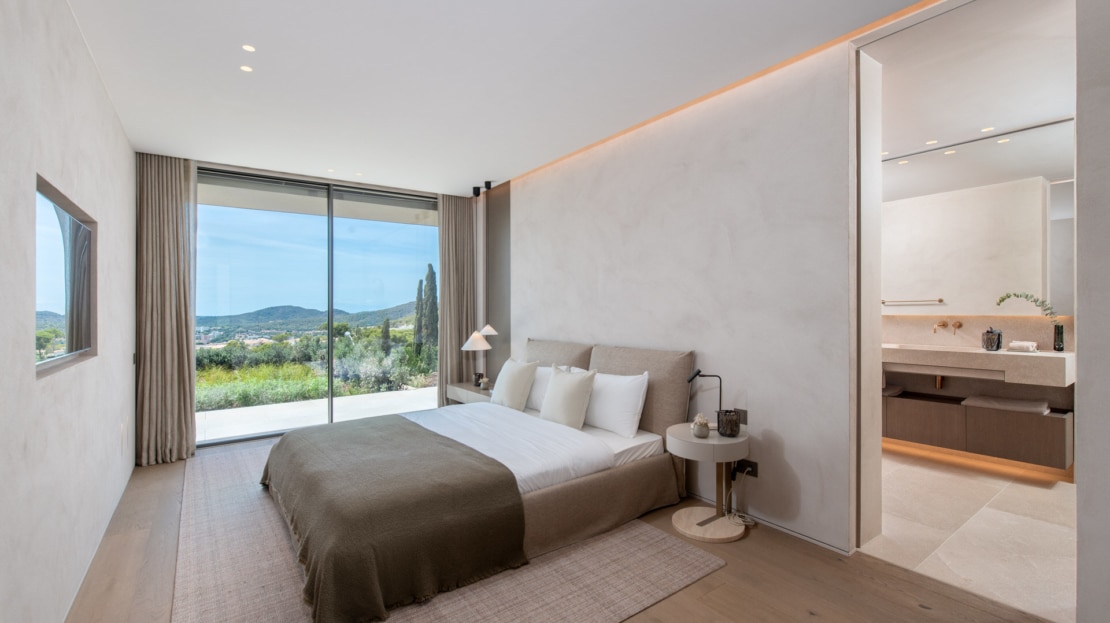 5425 -Villa in Costa den Blanes 2