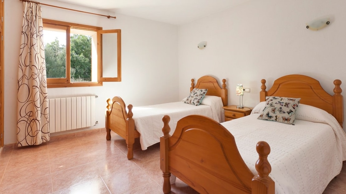 F-2087 Idyllische Naturstein Finca mit Pool und Weitblick zwischen Campos und Santanyi, ideal für Naturliebhaber!