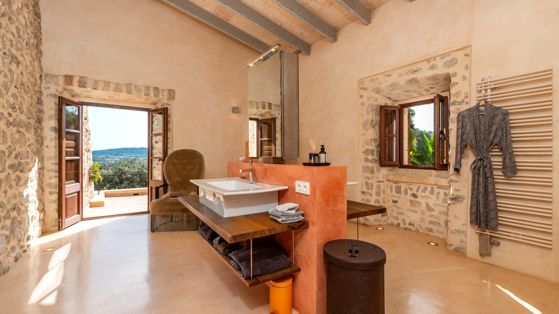 5126 Einzigartige Naturstein Finca in Porreres mit traumhaftem Panorama Blick