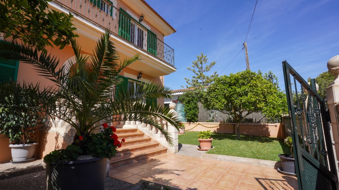 5438  - Villa in Cala Millor 4