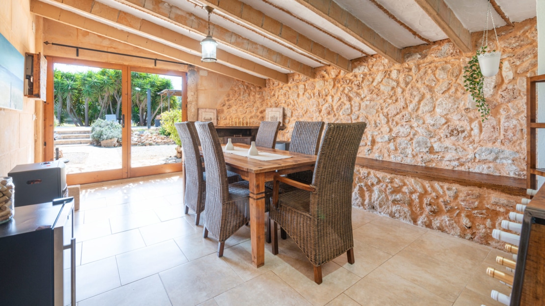 F-4545 Finca in Porreres mit Ferienvermietungslizenz, Privatsphäre UND eigenem Weinberg