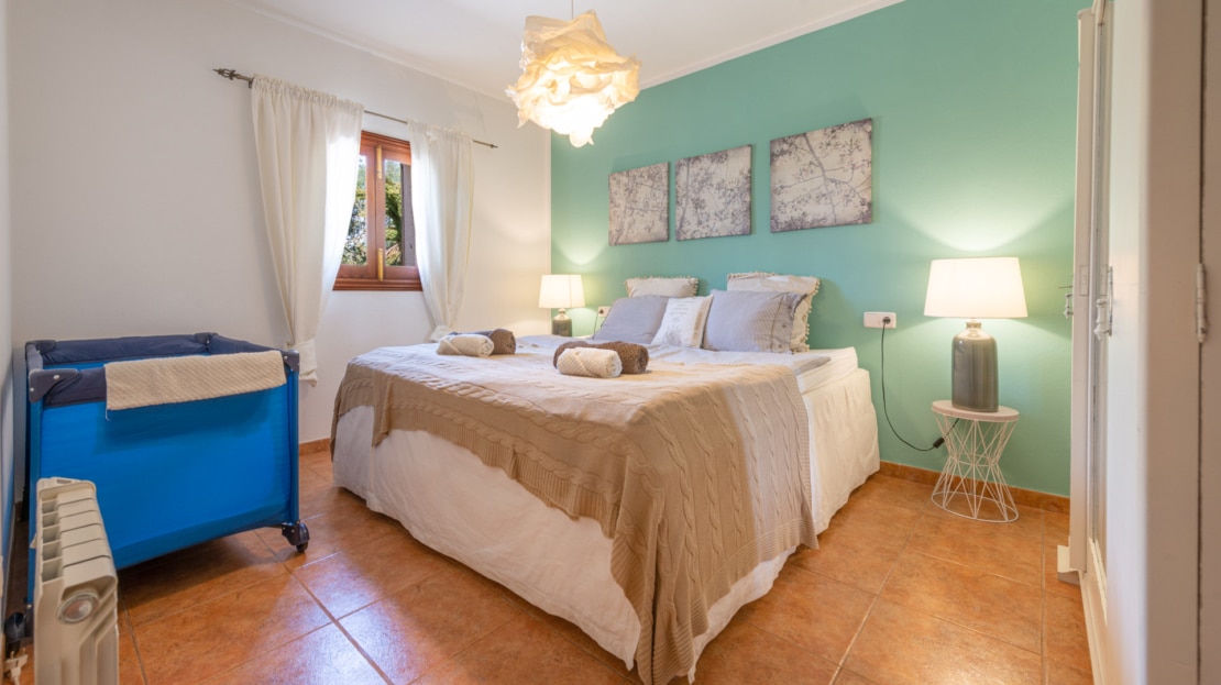 F-4545 Finca in Porreres mit Ferienvermietungslizenz, Privatsphäre UND eigenem Weinberg