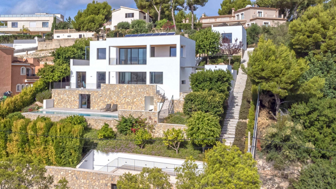 4219 Villa with pool and sea view in a quiet area of Santa Ponsa2