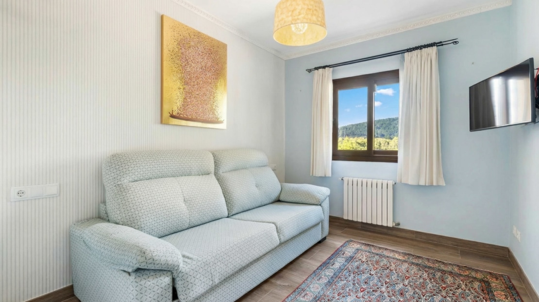 genai_image_7aa08874046545c9ad41c6298e85e8fb_1764585673_00001