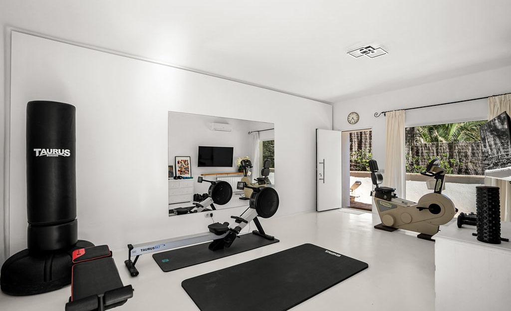 4996 Villa in La Mola 12