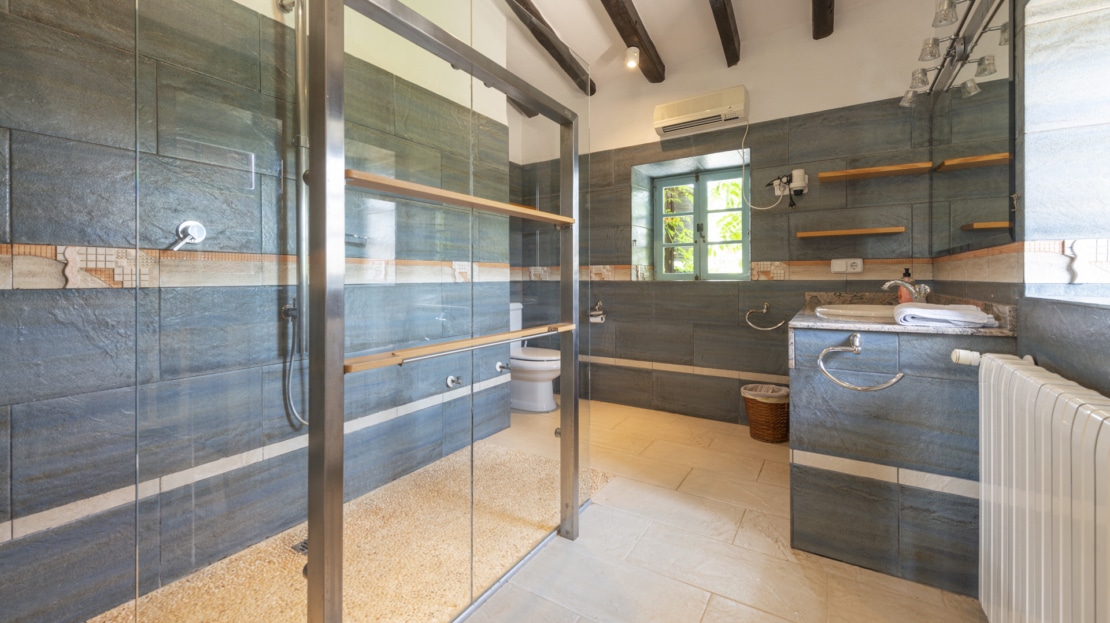 F-3925 Charmante Finca in Calonge mit traumhaftem, parkähnlichem Garten