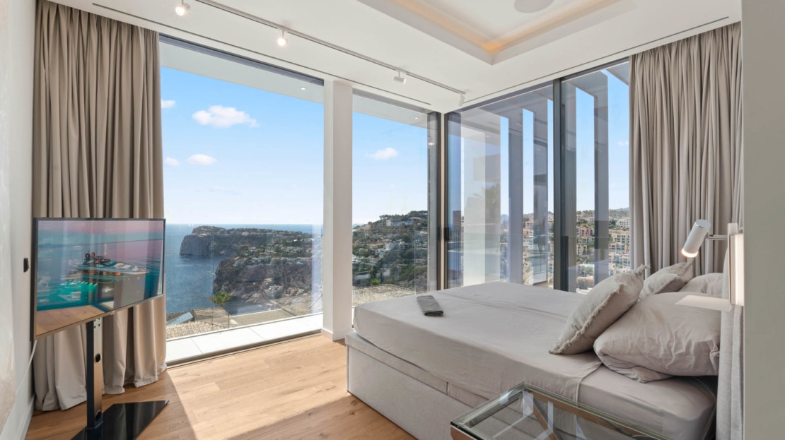 2752 - Villa in Camp de Mar 5