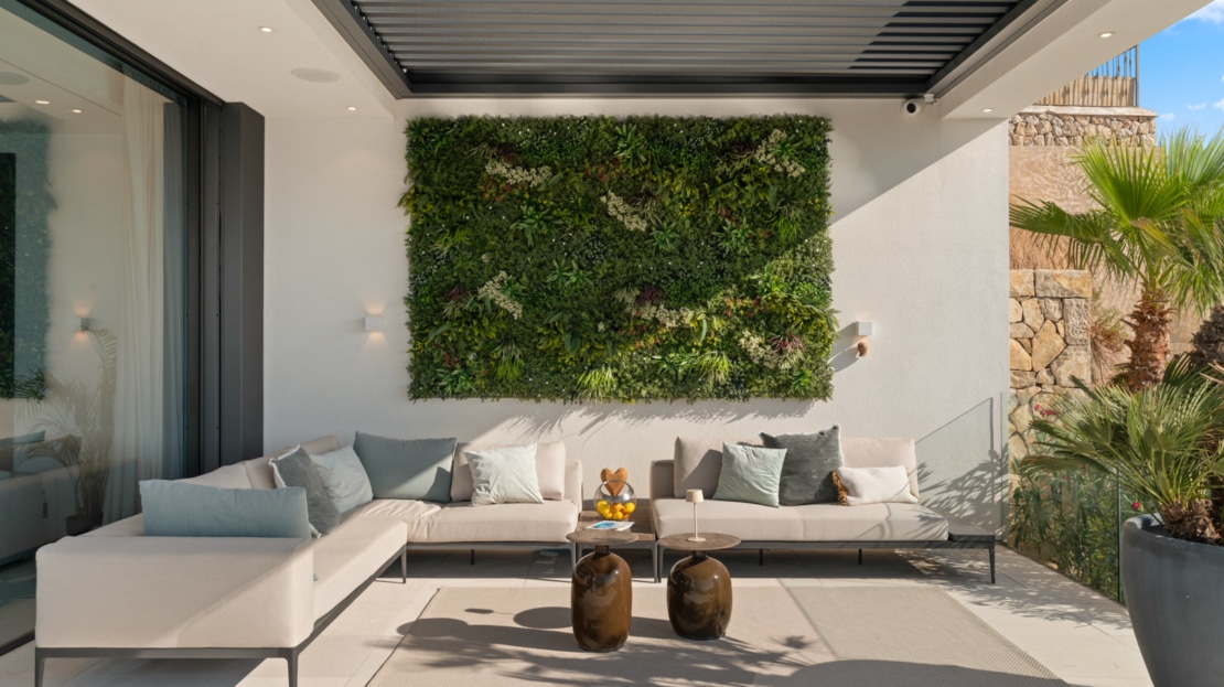 2752 - Villa in Camp de Mar 33