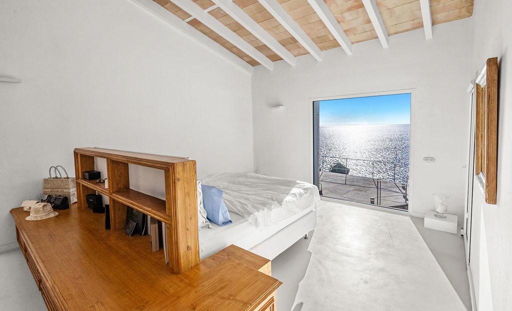 4996 Villa in La Mola 25