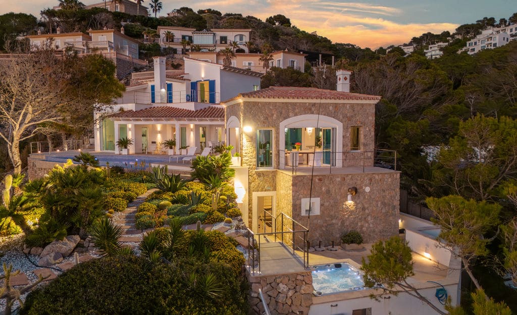 4996 Villa in La Mola 8