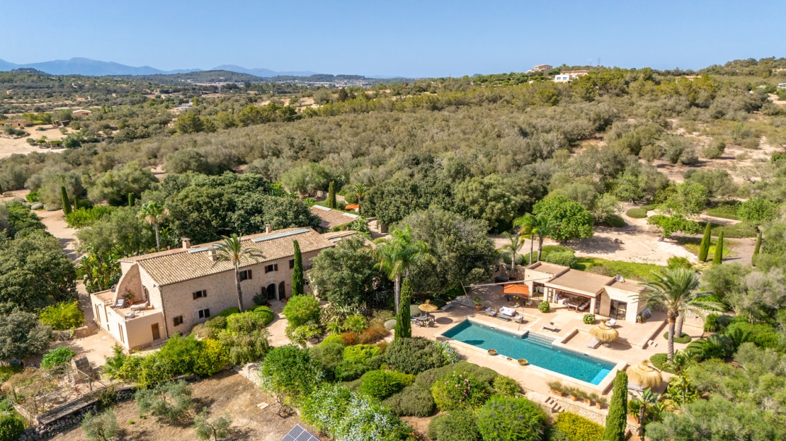 5126 Einzigartige Naturstein Finca in Porreres mit traumhaftem Panorama Blick