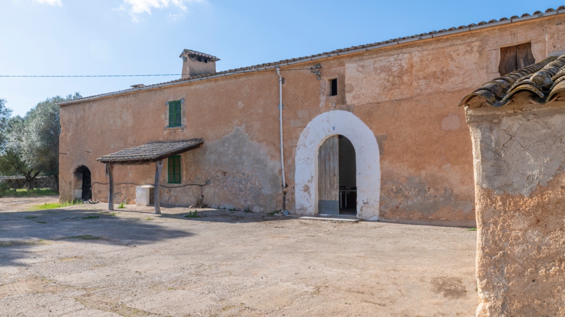 5209- Finca in Vilafranca De Bonany5