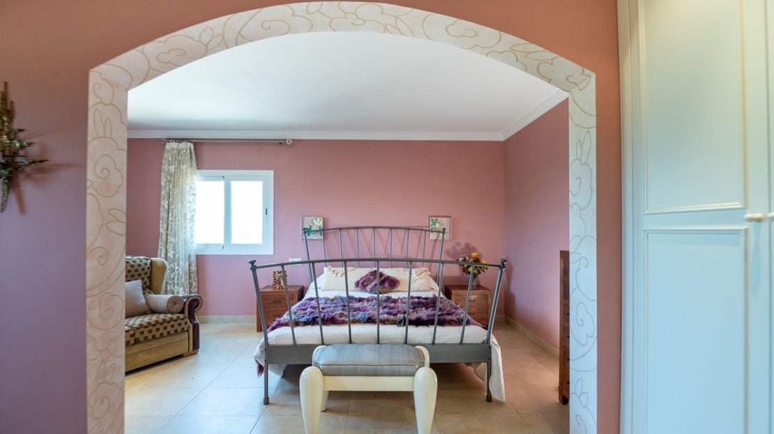 F-4418 Mediterrane Finca auf großem Grundstück, viel Potenzial und herrlichem Bergblick am Rande von Algaida