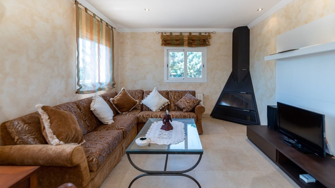 F-4418 Mediterrane Finca auf großem Grundstück, viel Potenzial und herrlichem Bergblick am Rande von Algaida