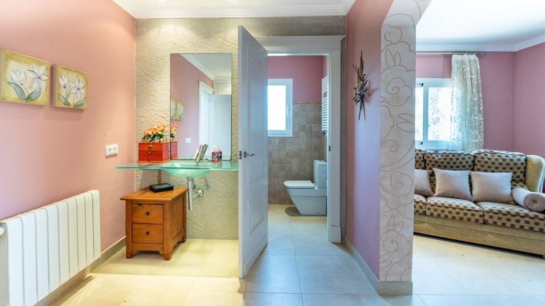 F-4418 Mediterrane Finca auf großem Grundstück, viel Potenzial und herrlichem Bergblick am Rande von Algaida